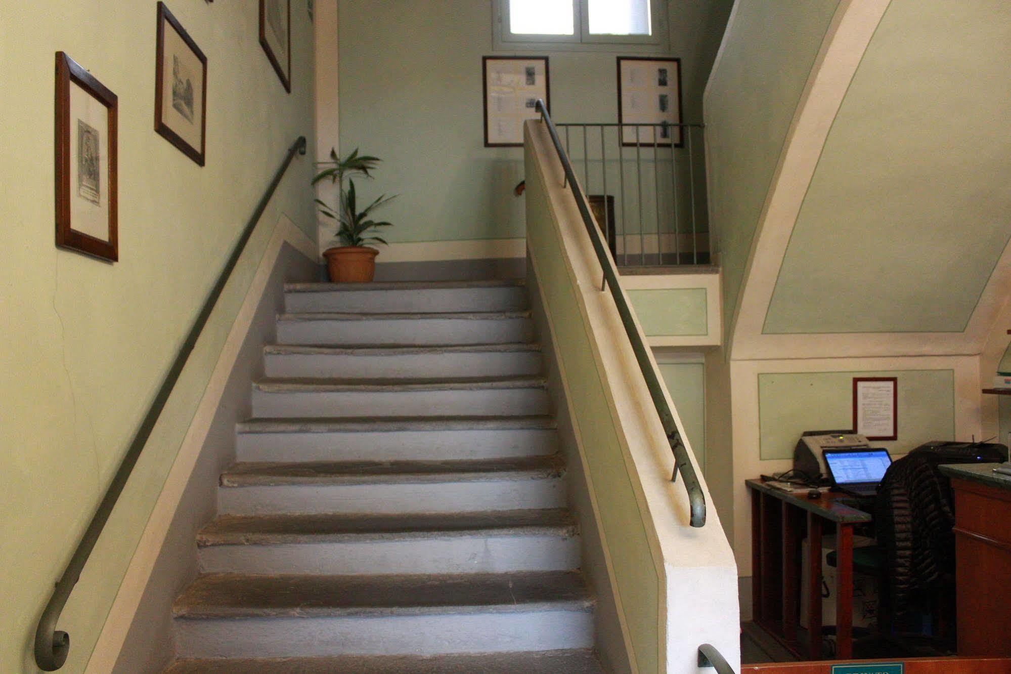 Hotel Portici Vicoforte Buitenkant foto