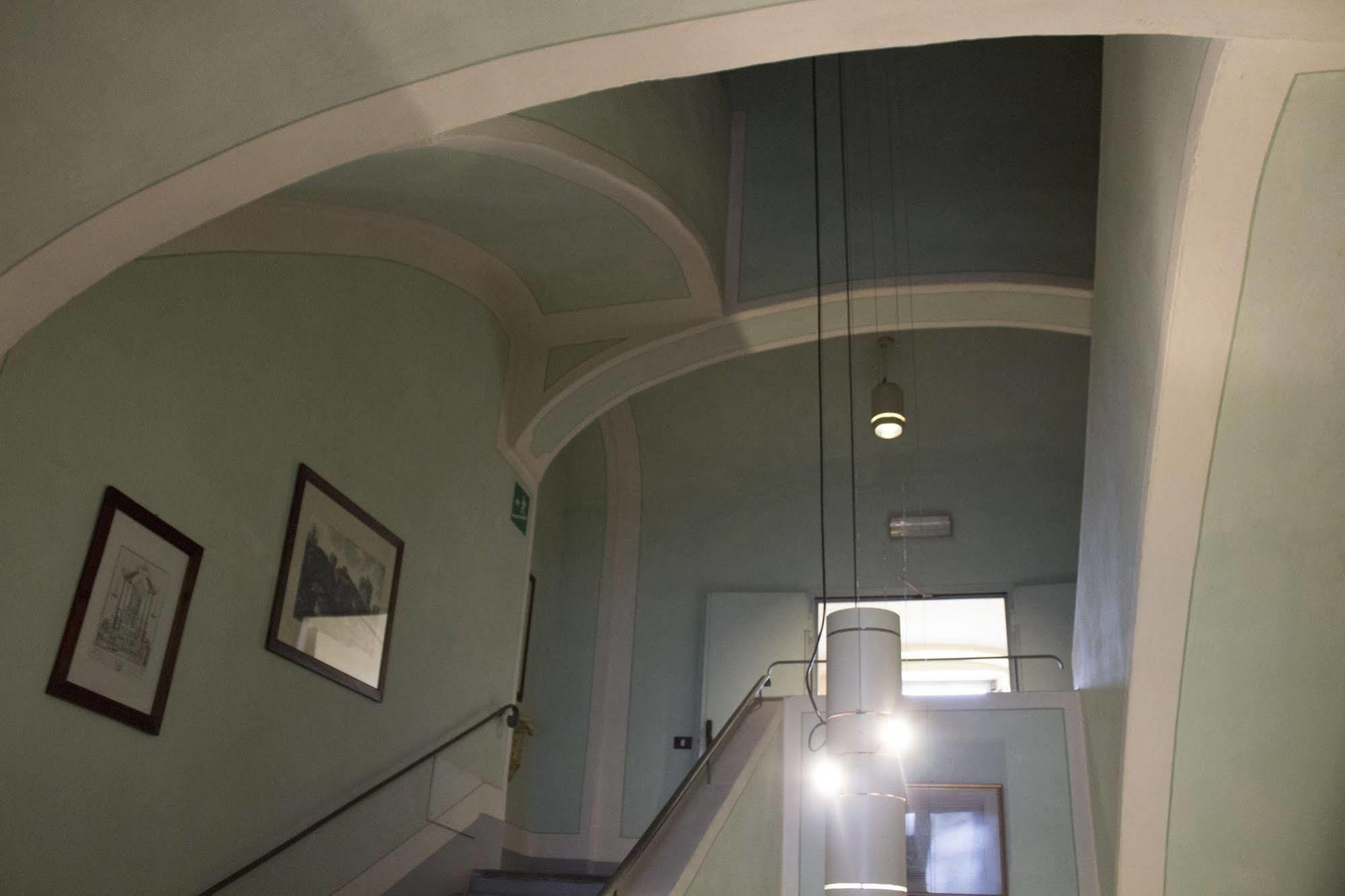 Hotel Portici Vicoforte Buitenkant foto